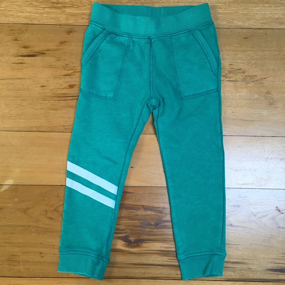 NWT Gymboree Girls Long Sleeve T-shirt and Joggers - Picture 2 of 5